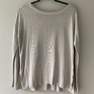 Lightweight Knit Long Sleeve